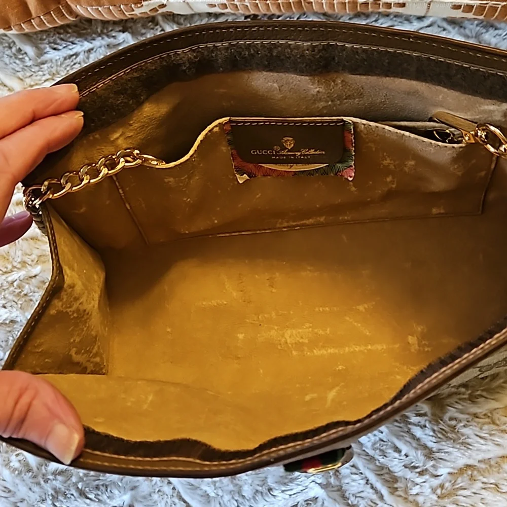 Gucci GG Sherry Line Clutch - Picture 9 of 16